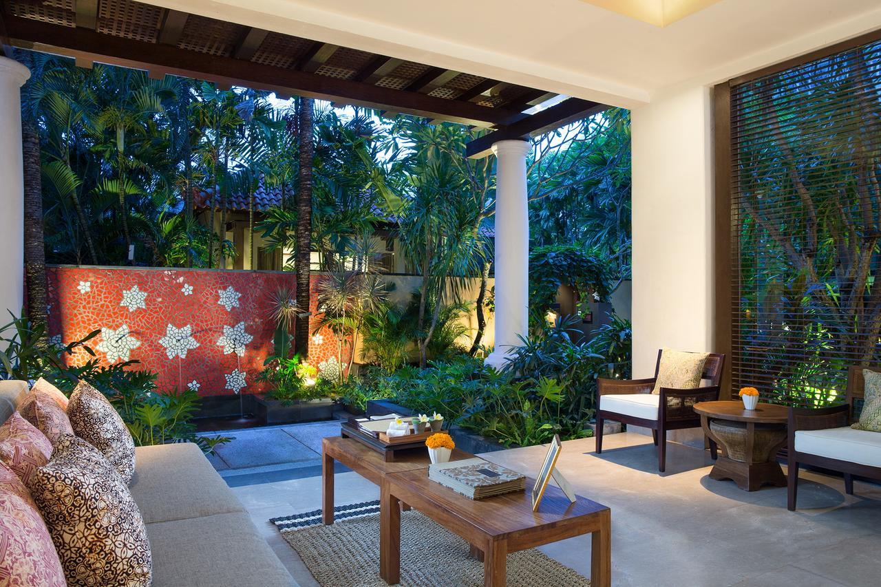 Villa Alaya Dedaun Kuta Legian Exterior foto