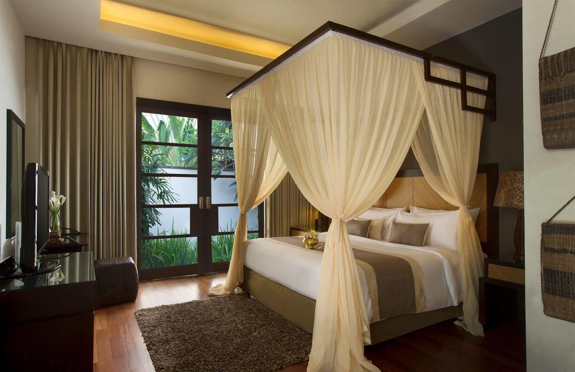 Villa Alaya Dedaun Kuta Legian Exterior foto